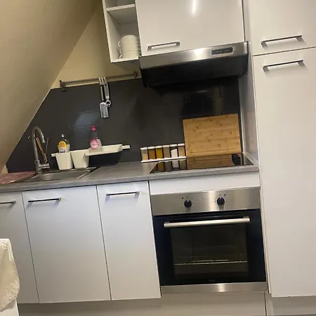 F2 Meuble Lejlighed *